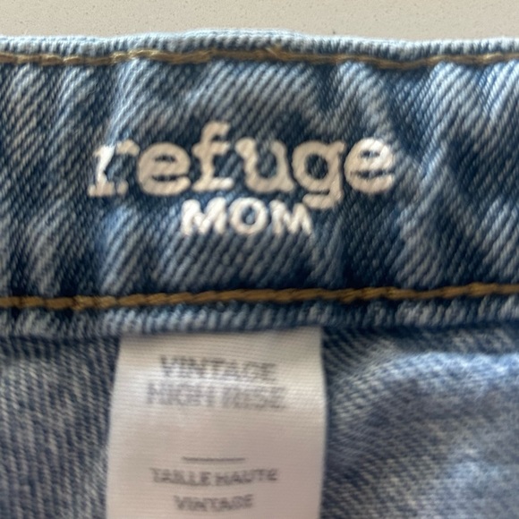Ripped mom jeans size 7 - Picture 2 of 2